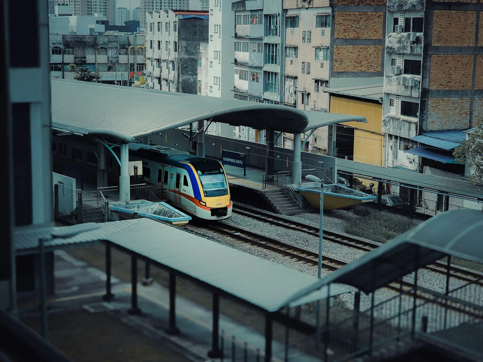 An Ampang Line LRV at an elevated station